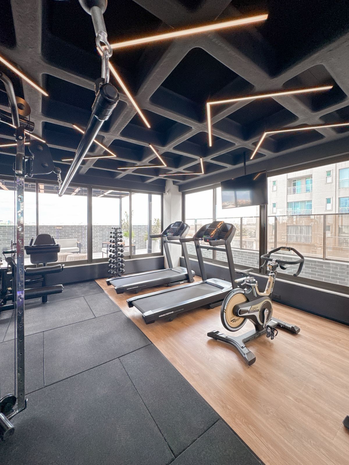 WhatsApp Image 2025-11-28 at 06.49.03 (1) - Thiago Felipe