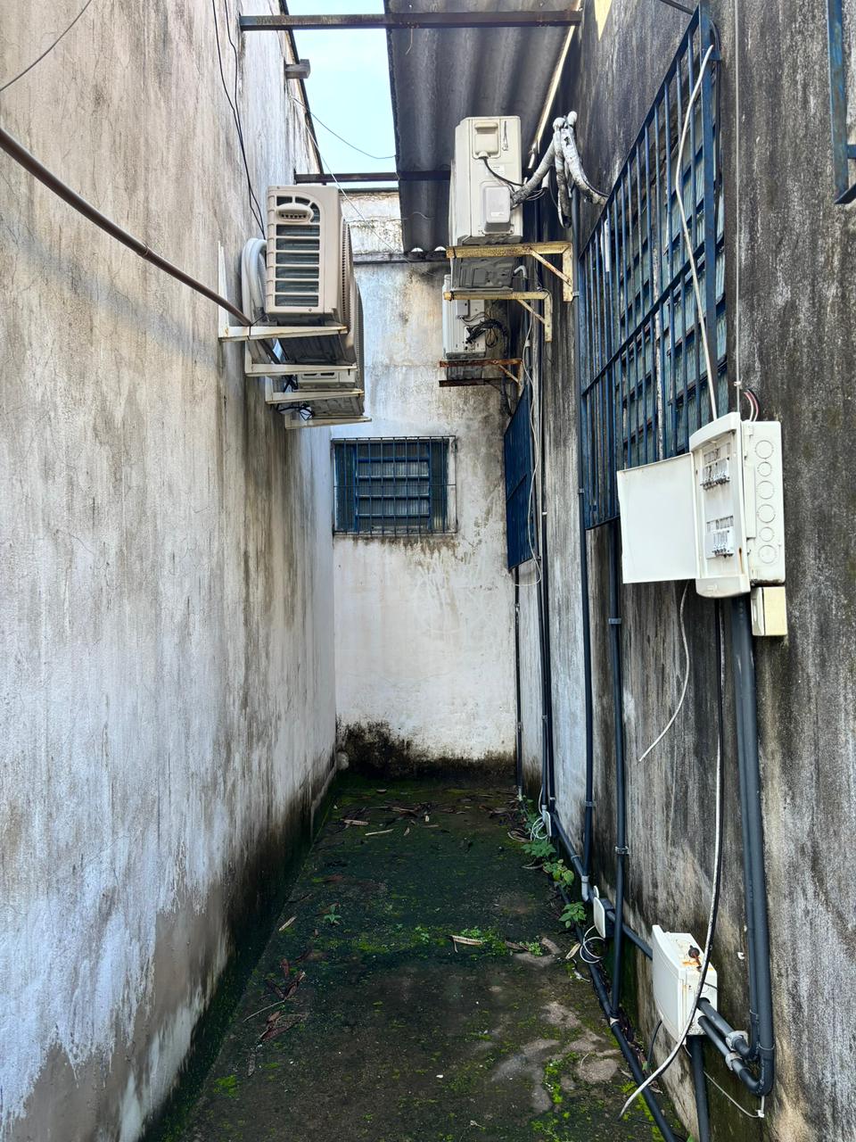 05_area_externa_corredor_lateral_01_02