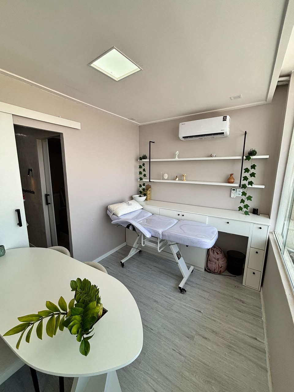 07_outros_sala_de_atendimento_06