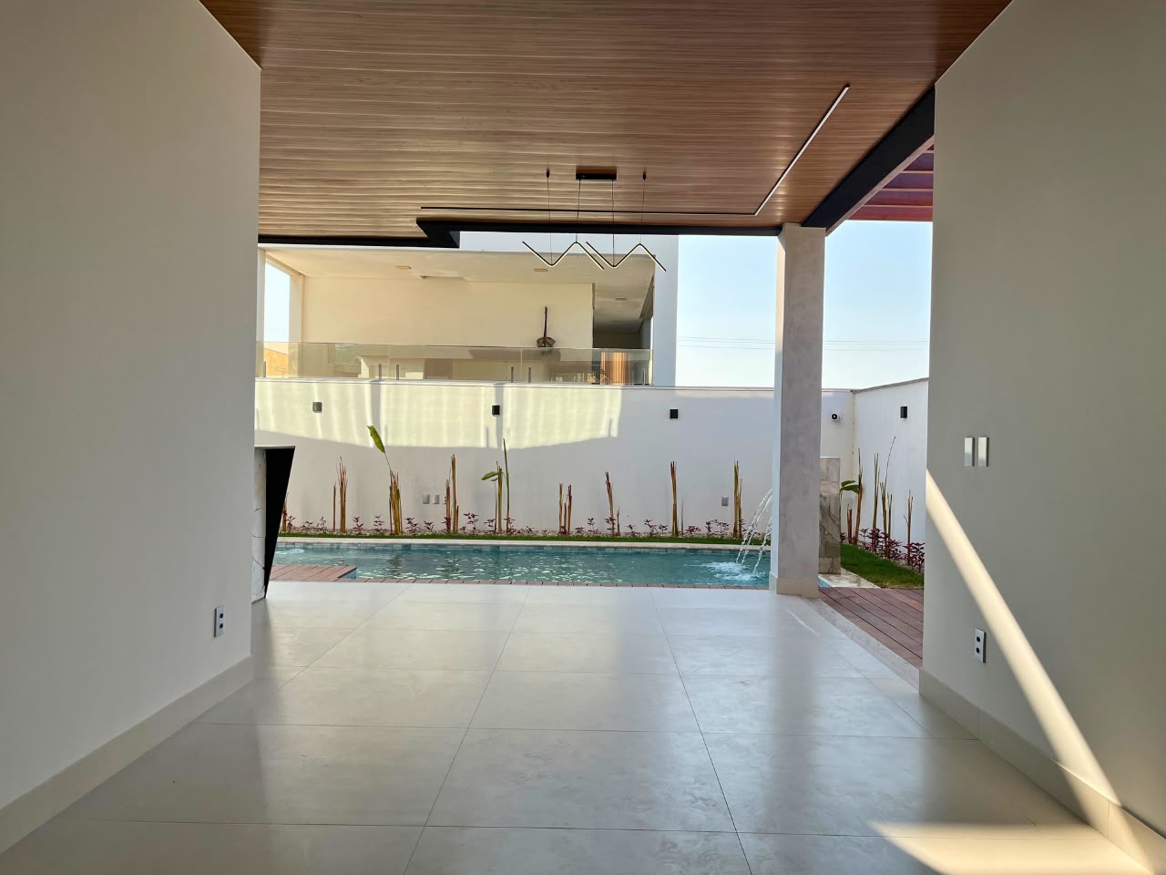 05_area_externa_area_com_piscina_03