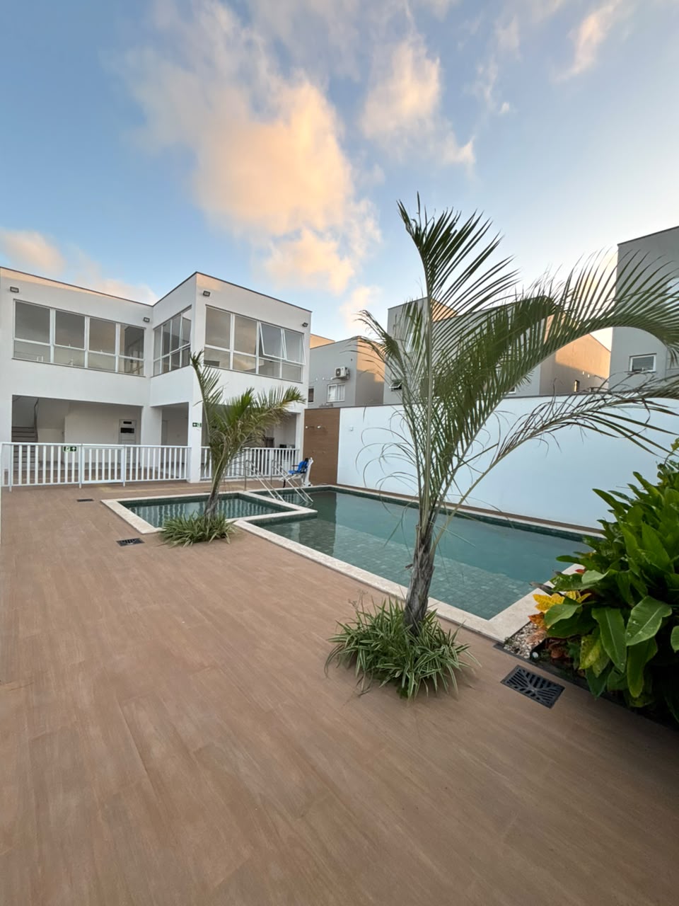 05_area_externa_piscina_e_area_externa_09